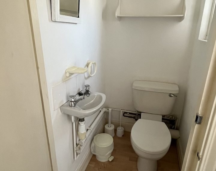 Toilet